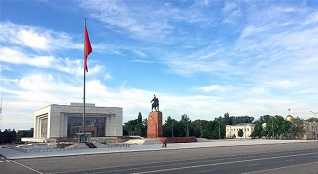 Kırgızistan hükümetinde yolsuzluk skandalı Kırgızistan hükümetinde yolsuzluk skandalı