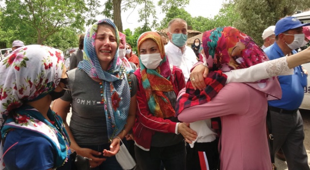 Kocasının katlettiği kadın dualarla defnedildi Kocasının katlettiği kadın dualarla defnedildi