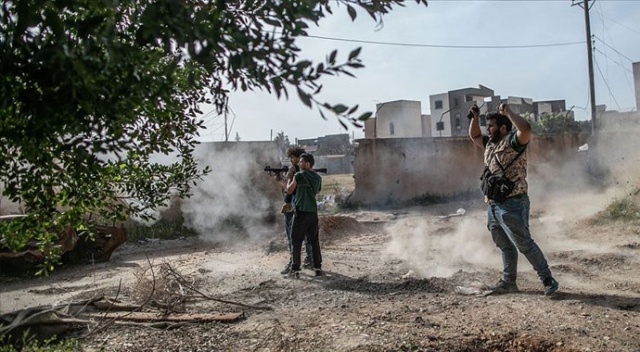Libya ordusu stratejik Vatiyye Üssü'nü koruyan sözde komutanı öldürdü