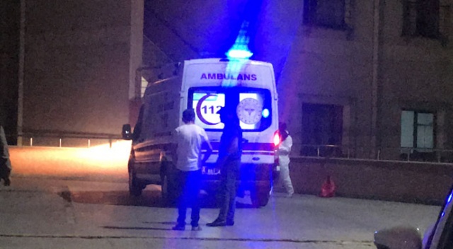 Sakarya&#039;da iki grup arasındaki tartışma kanlı bitti: 4 yaralı