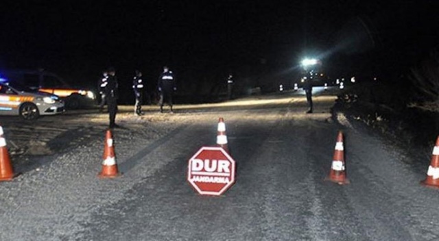 Şanlıurfa'da bir mahalle karantinaya alındı Şanlıurfa'da bir mahalle karantinaya alındı