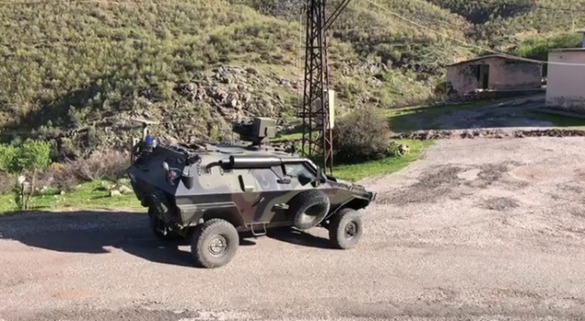 Siirt'te bir köy karantinaya alındı Siirt'te bir köy karantinaya alındı