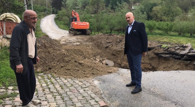 Yağışlar yolu çökertti, ekipler hemen müdahale etti Yağışlar yolu çökertti, ekipler hemen müdahale etti