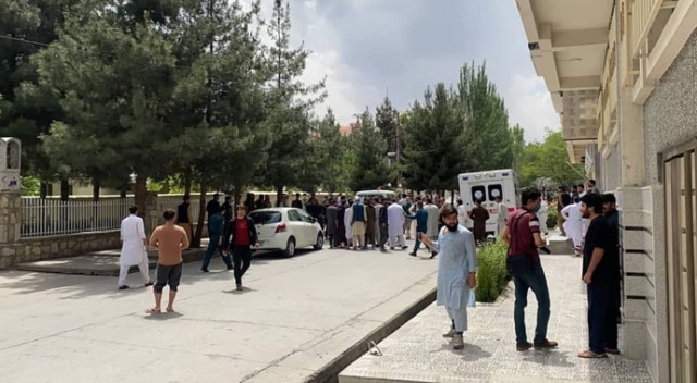 Afganistan'da camide patlama: 4 ölü Afganistan'da camide patlama: 4 ölü