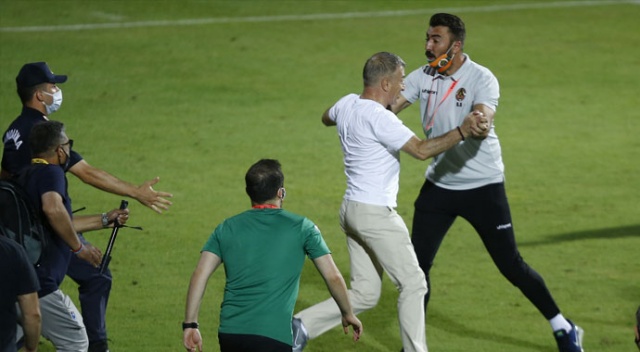 Ahmet Ağaoğlu'ndan ilk açıklama Ahmet Ağaoğlu'ndan ilk açıklama