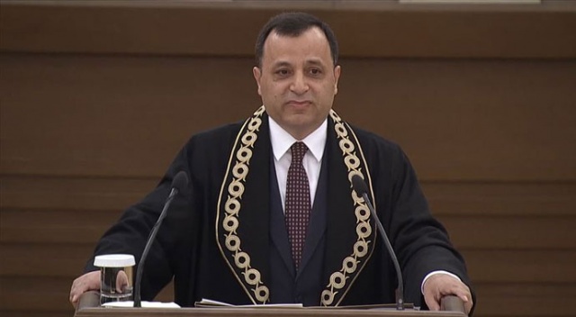 AYM Başkanı Arslan: Renginden dolayı insana nefes alma hakkı tanımayan yaklaşımla evrensel toplum inşa edilemez
