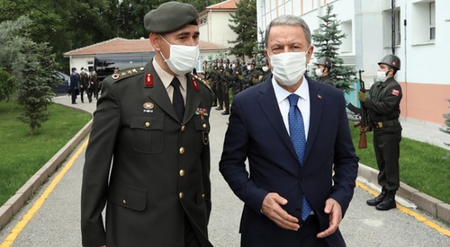 Bakan Akar Bakanlığa bağlı birimlerde inceleme ve denetlemelerde bulundu Bakan Akar Bakanlığa bağlı birimlerde inceleme ve denetlemelerde bulundu