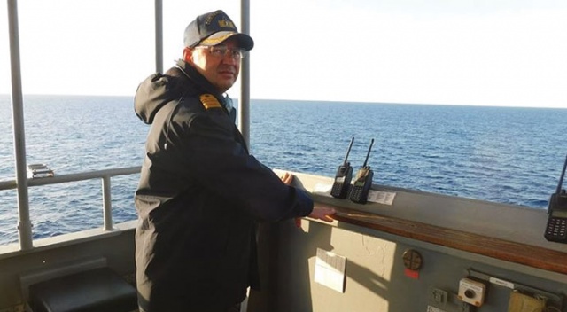 Bakan Akar bizzat aradı... Deniz Yarbay Çelebi&#039;den duygulandıran fedakarlık