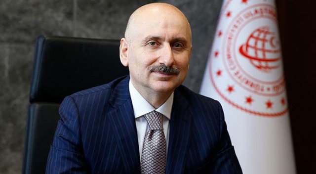 Bakan Karaismailoğlu: Salgınının başından bu yana 1,5 milyon yolcu hava yolunu kullandı