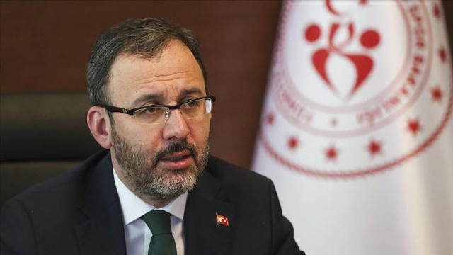 Bakan Kasapoğlu'ndan Akhisarspor'a 'geçmiş olsun' mesajı Bakan Kasapoğlu'ndan Akhisarspor'a 'geçmiş olsun' mesajı