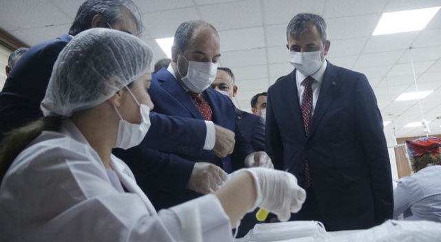 Bakan Varank: Türkiye maskenin ihracatını da yapabilecek