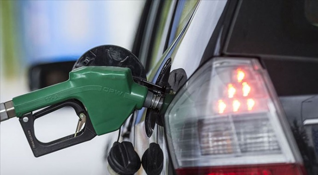 Benzine 12 kuruş zam