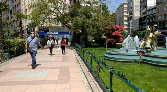 Bu şehrin hava sıcaklığı Adana'yı aratmadı Bu şehrin hava sıcaklığı Adana'yı aratmadı