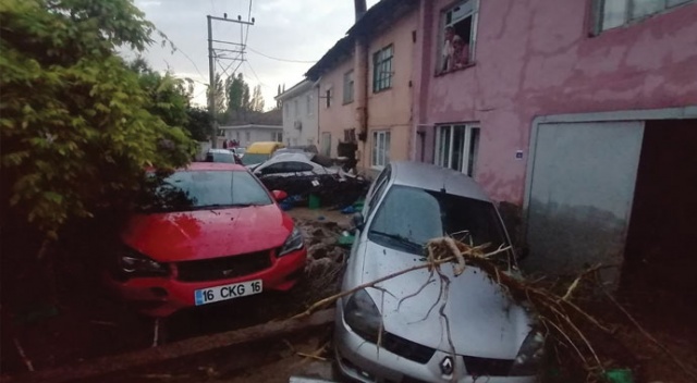 Bursa’da sağanak yağış sele neden oldu