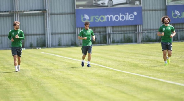 Bursaspor Süper Lig hedefi için kenetlendi