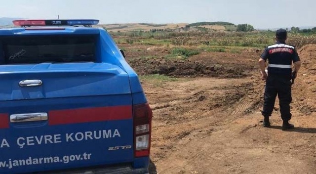 Çevreye kamyonla tavuk pisliği döken şahsa 88 bin 500 lira ceza