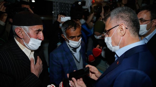 Cumhurbaşkanı Erdoğan depremde şehit olan güvenlik korucusunun ailesine başsağlığı diledi Cumhurbaşkanı Erdoğan depremde şehit olan güvenlik korucusunun ailesine başsağlığı diledi