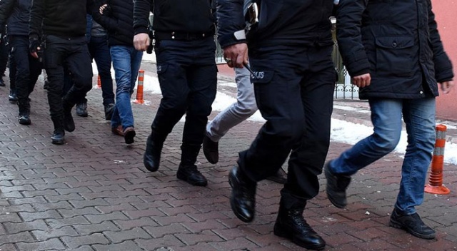 Diyarbakır merkezli 2 ilde PKK operasyonu: 22 gözaltı Diyarbakır merkezli 2 ilde PKK operasyonu: 22 gözaltı