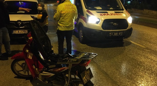 Ehliyetsiz sürücü arkasına 'Hatalıyım sıkıyorsa ara' yazdığı motosikletiyle kaza yaptı Ehliyetsiz sürücü arkasına 'Hatalıyım sıkıyorsa ara' yazdığı motosikletiyle kaza yaptı