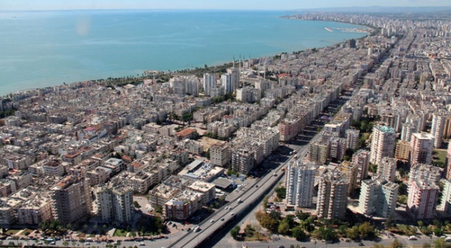 Faizler indi, fırsatçılar hortladı Faizler indi, fırsatçılar hortladı