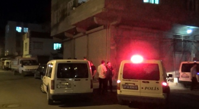 Gaziantep’te komşuların kuş kavgasında kan aktı: 2 yaralı Gaziantep’te komşuların kuş kavgasında kan aktı: 2 yaralı