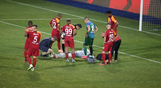 Gençlik ve Spor Bakanı Kasapoğlu'ndan Muslera için geçmiş olsun telefonu Gençlik ve Spor Bakanı Kasapoğlu'ndan Muslera için geçmiş olsun telefonu