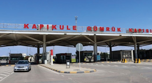 Gurbetçilerin sıla yolculuğu Covid-19'a rağmen sürüyor Gurbetçilerin sıla yolculuğu Covid-19'a rağmen sürüyor