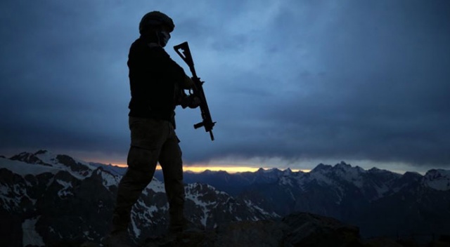 Hakkari&#039;den acı haber! Şehidimiz var