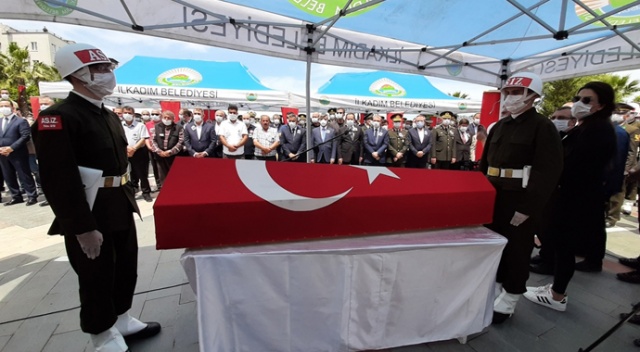 İdlib şehidi son yolculuğuna uğurlandı İdlib şehidi son yolculuğuna uğurlandı