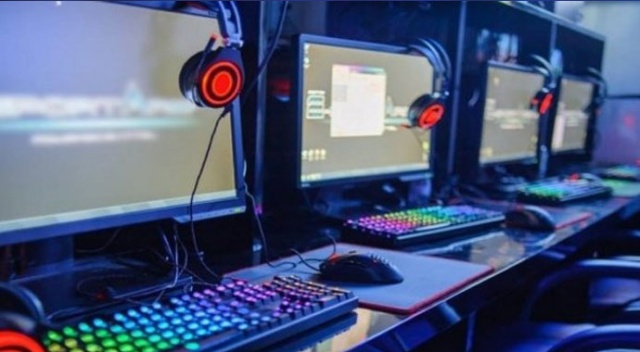 İnternet kafeler temmuzda açılıyor