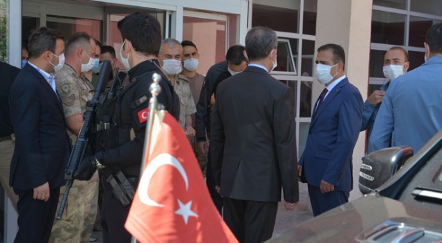 İşçilere saldıran teröristler etkisiz hale getirildi İşçilere saldıran teröristler etkisiz hale getirildi