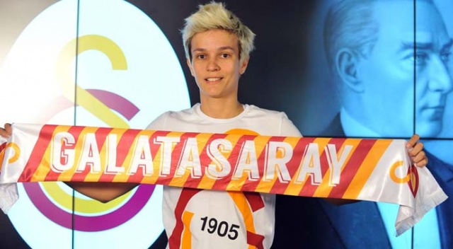 Işıl Alben, Galatasaray’dan ayrıldığını açıkladı Işıl Alben, Galatasaray’dan ayrıldığını açıkladı