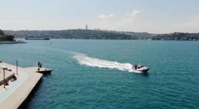 İstanbul Boğazı’nda boğulma ihbarı polisi alarma geçirdi