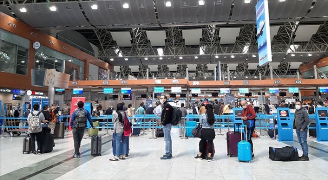 İstanbul havalimanlarında, 5 ayda 19 milyondan fazla yolcu uçtu