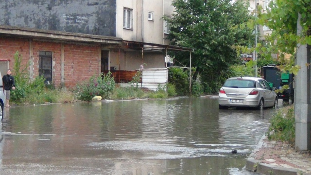 İstanbul Valiliğinden sağanak uyarısı