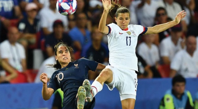 Japonya, 2023 FIFA Kadınlar Dünya Kupası adaylığından çekildi