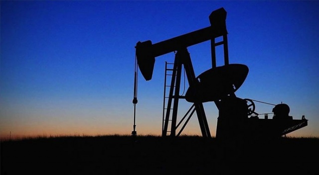 Libya'da silahlı gruplar ülkenin en büyük petrol sahasını bastı