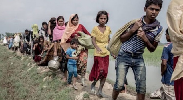 Malezya yaklaşık 300 Arakanlı sığınmacıyı geri çevirdi