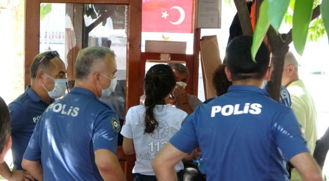 Maske uyarısı yapan cami güvenlik görevlisi bıçaklandı