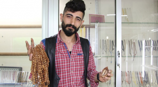 Serinlemek için göle giren genç adam hayatını kaybetti