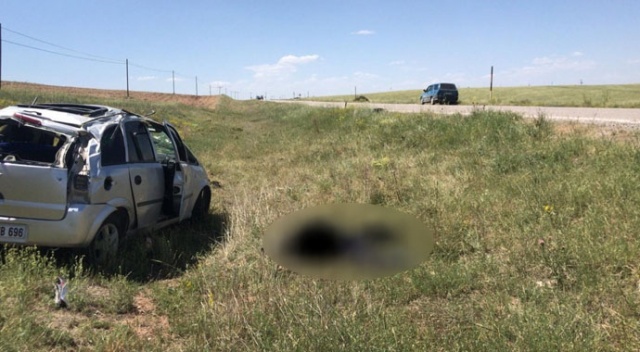 Trafik kazası 1 ölü, 3 yaralı Trafik kazası 1 ölü, 3 yaralı