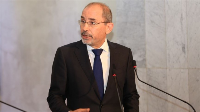 Ürdün Dışişleri Bakanı Safedi: İsrail'in ilhak planı barış sürecinin temellerini yıkıyor Ürdün Dışişleri Bakanı Safedi: İsrail'in ilhak planı barış sürecinin temellerini yıkıyor