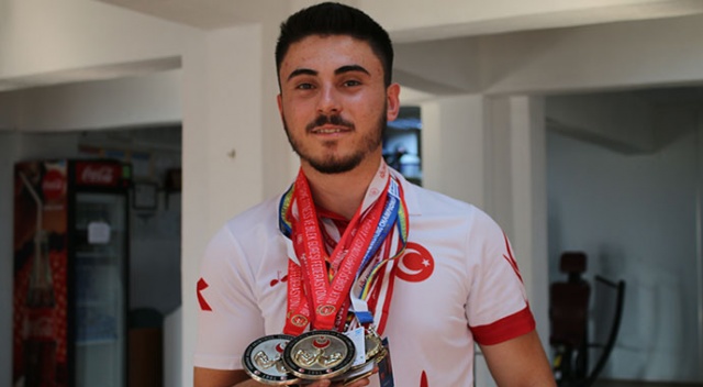 Annesinin pazar parasıyla dünya 4'üncüsü oldu