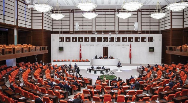 Barolara ilişkin kanun teklifinin 12 maddeden oluşan birinci bölümü kabul edildi Barolara ilişkin kanun teklifinin 12 maddeden oluşan birinci bölümü kabul edildi