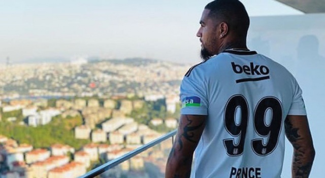 Boateng'den duygusal paylaşım Boateng'den duygusal paylaşım