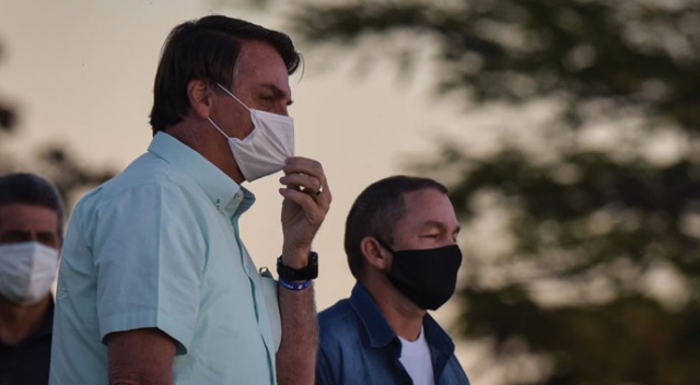 Brezilya’da Devlet Başkanı Bolsonaro ve çocuklarına “sahte haber” soruşturması Brezilya’da Devlet Başkanı Bolsonaro ve çocuklarına “sahte haber” soruşturması