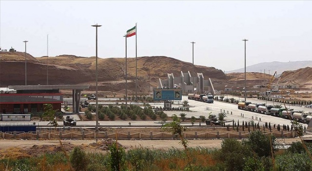 Erbil sınır kapılarının gelirlerini Bağdat'a 'şartlı' teslim etmek istiyor Erbil sınır kapılarının gelirlerini Bağdat'a 'şartlı' teslim etmek istiyor