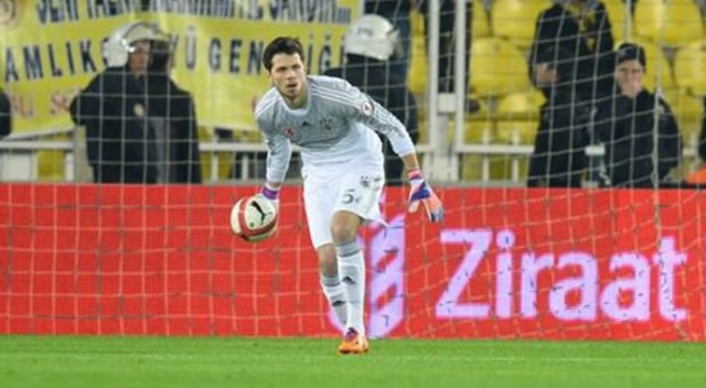 Erten Ersu, Fenerbahçe'den ayrıldı Erten Ersu, Fenerbahçe'den ayrıldı
