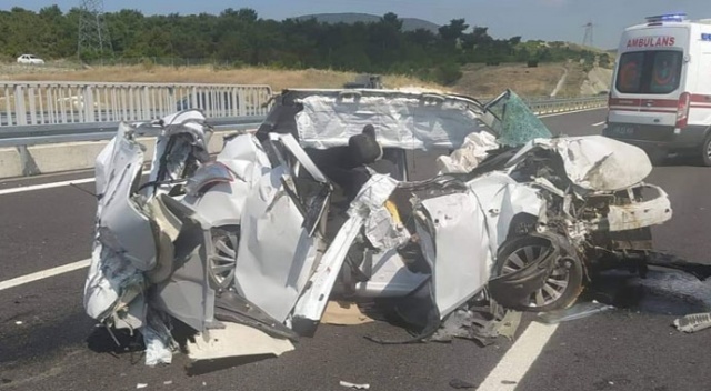 Hurdaya dönen otomobilden sağ kurtuldu Hurdaya dönen otomobilden sağ kurtuldu