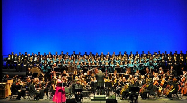 İstanbul Devlet Opera ve Balesi'nin 'Açıkhava Yaz Konserleri' başladı İstanbul Devlet Opera ve Balesi'nin 'Açıkhava Yaz Konserleri' başladı